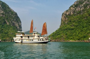Dragon Pearl Cruise Dragon Pearl Cruise