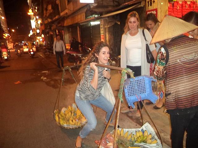 Hanoi street food tour