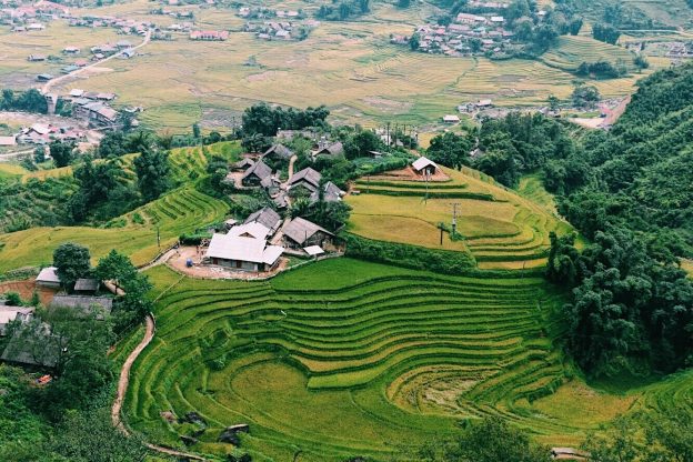 Natural and Advanture tours, the best way dicovery Vietnam